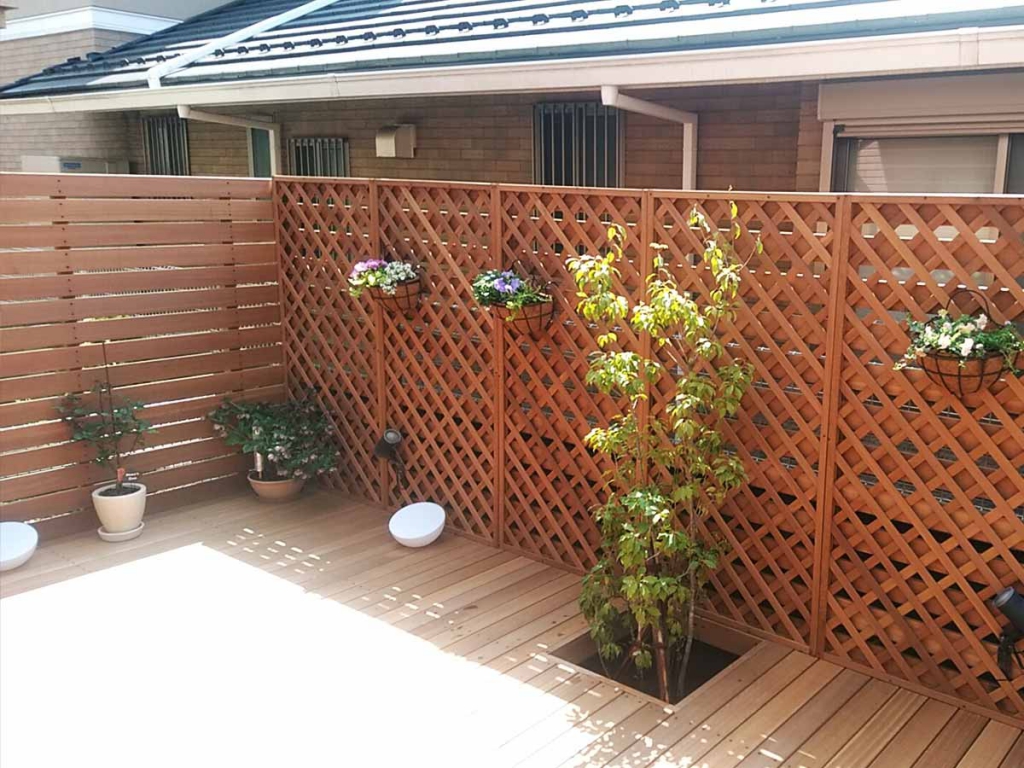 ウッドデッキ施工